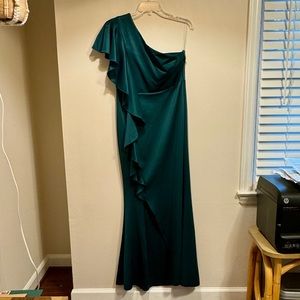Formal Dark Green One Shoulder Gown